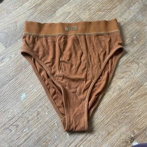 SKIMS Soft Lounge Brief